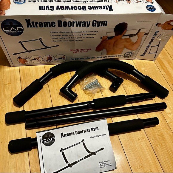Extreme Doorway Gym-Exercise Equipment - New in Box - Picture 2 of 4
